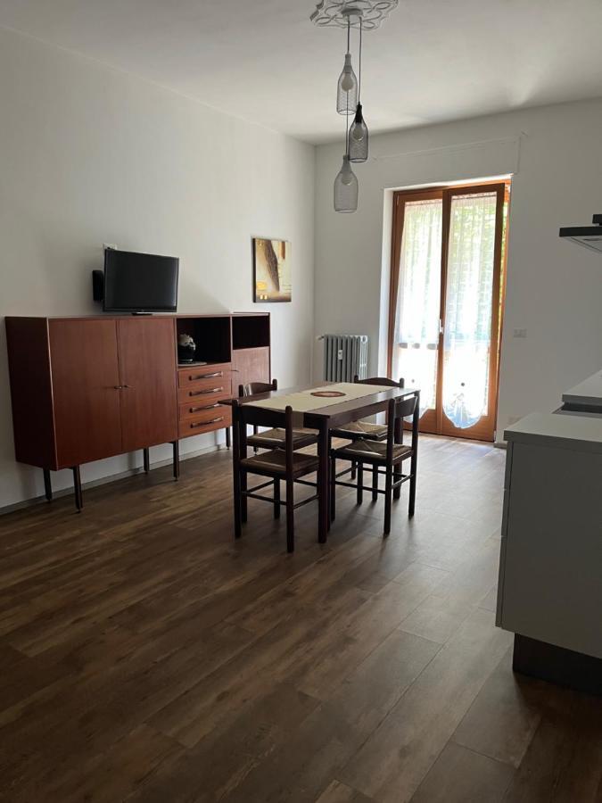 Appartamento Mela Ad Alba, Cuore Delle Langhe ภายนอก รูปภาพ