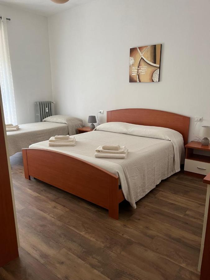 Appartamento Mela Ad Alba, Cuore Delle Langhe ภายนอก รูปภาพ